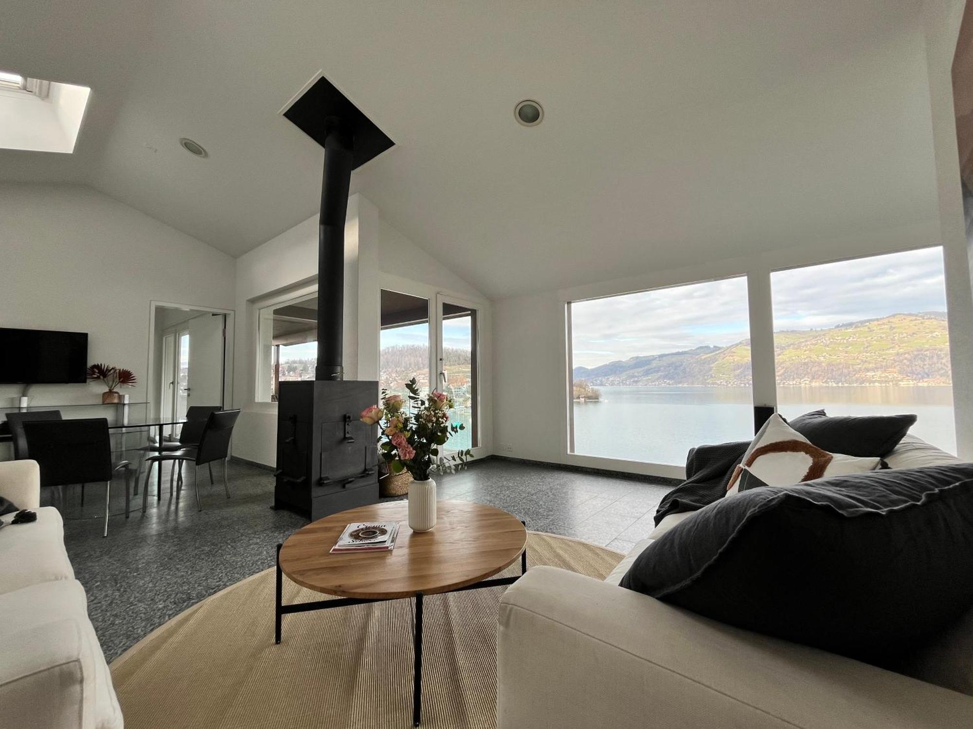 Wohnung Mit Grossartiger Seesicht Und Balkon Spiez Exterior foto