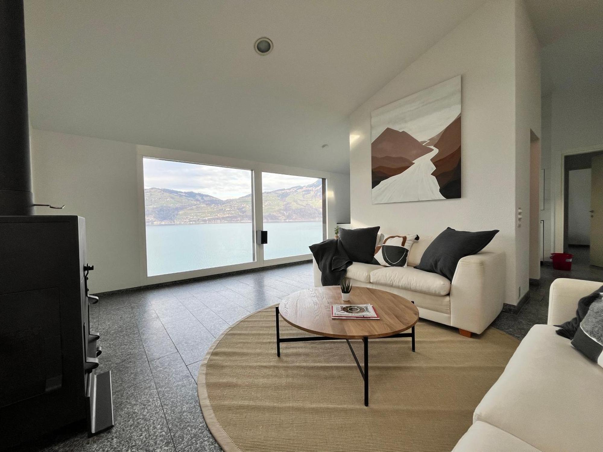 Wohnung Mit Grossartiger Seesicht Und Balkon Spiez Exterior foto