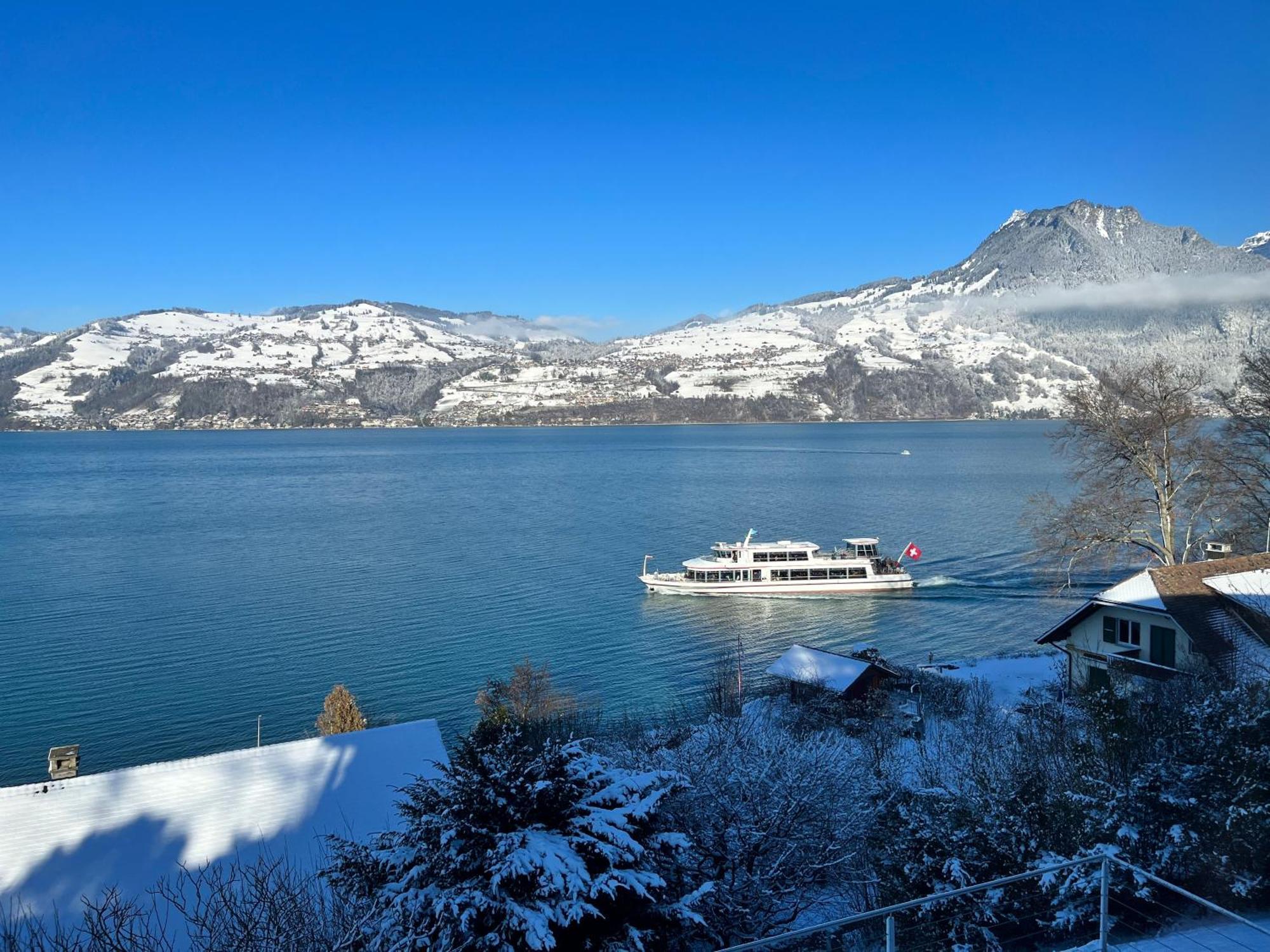 Wohnung Mit Grossartiger Seesicht Und Balkon Spiez Exterior foto